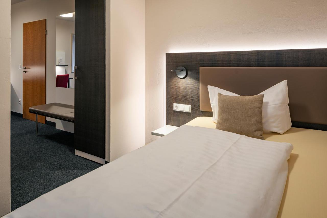 Hotel Fuchsen Kirchheim unter Teck Exterior photo