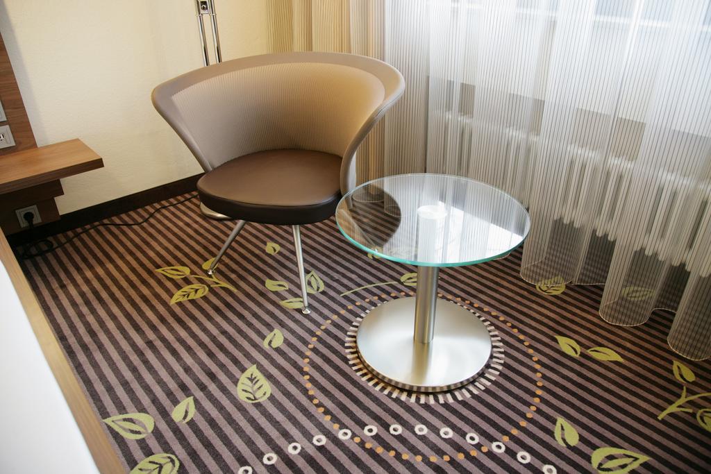 Hotel Fuchsen Kirchheim unter Teck Room photo